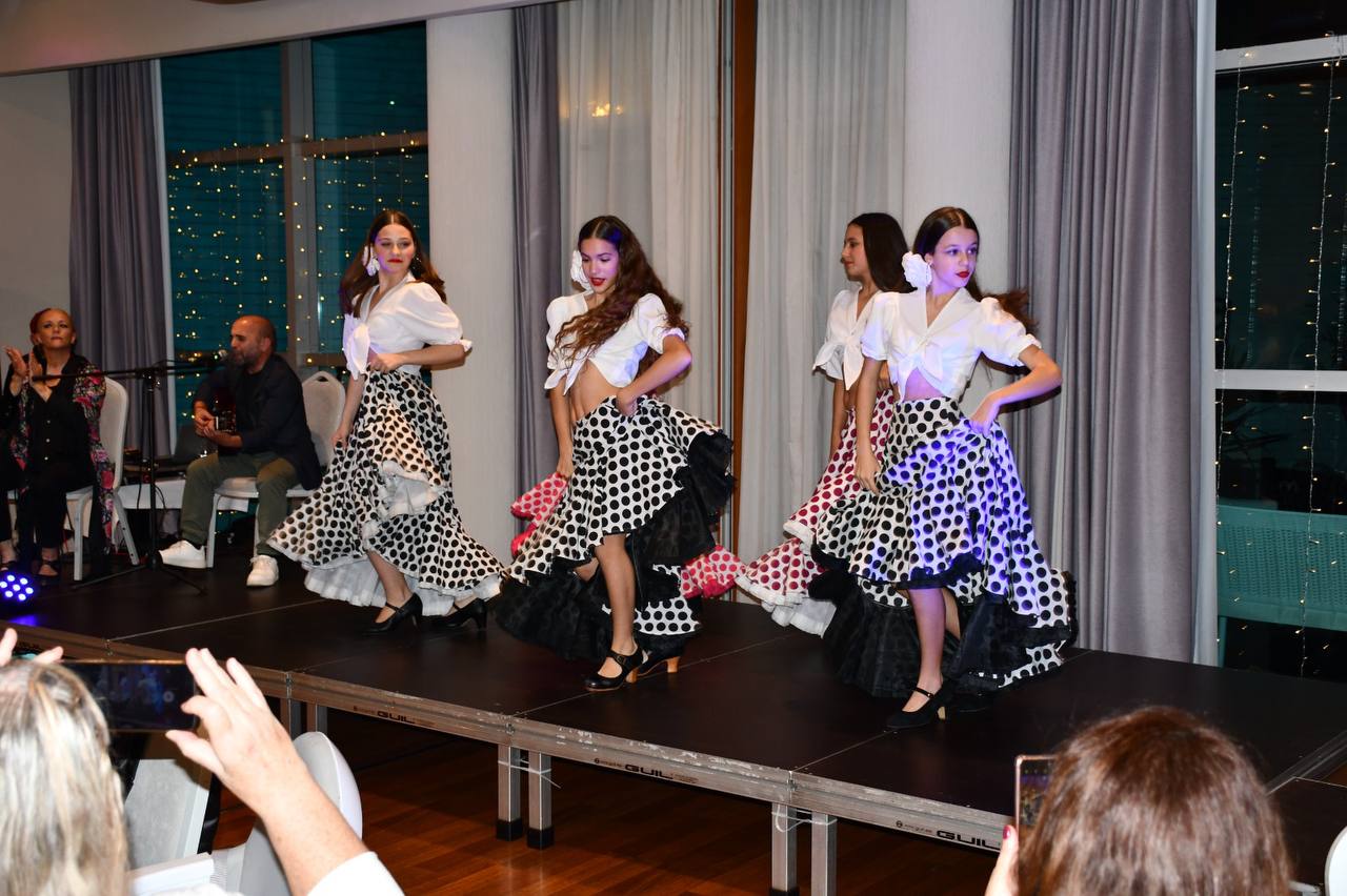 Las bailaoras flamencas más jóvenes, sobre el escenario