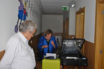 noticias 2013 09 24 rezo visperas radio maria casa acogida 001