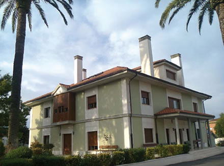 Casa de Acogida para Madres Gestantes La Guía (exterior)